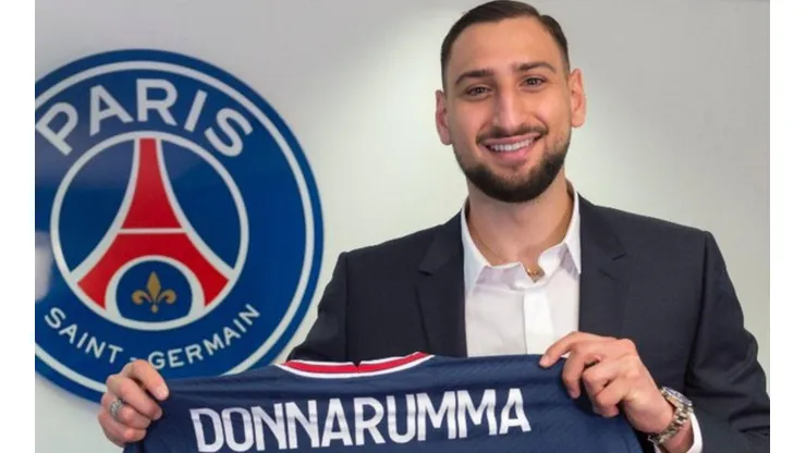 Donnarumma firmó hasta el 2026 con PSG.