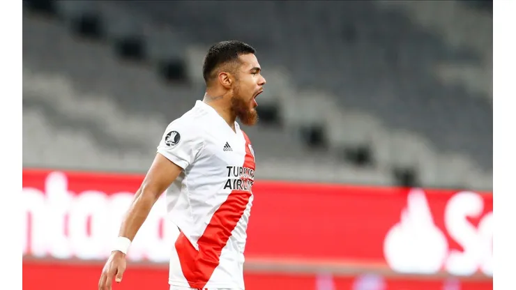 Paulo Díaz volverá a jugar luego de dos meses de ausencia