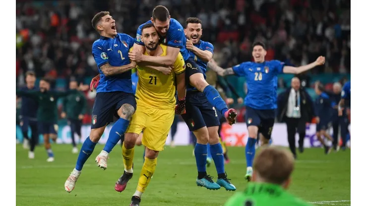 Antonio Cassano cree que Gianluigi Donnarumma estaba para un equipo mejor que el PSG