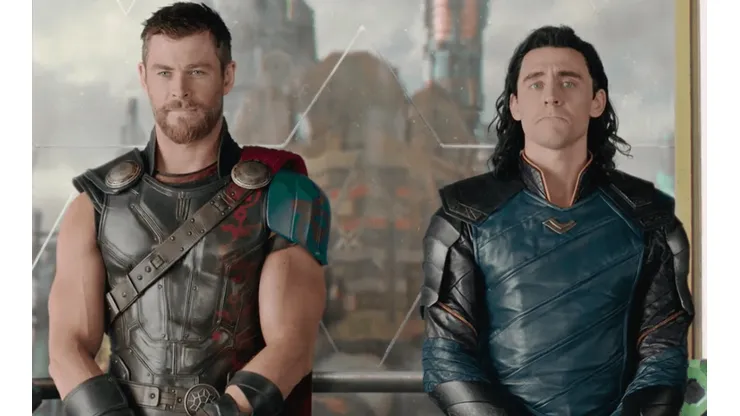 Thor y Loki en Thor: Ragnarok.