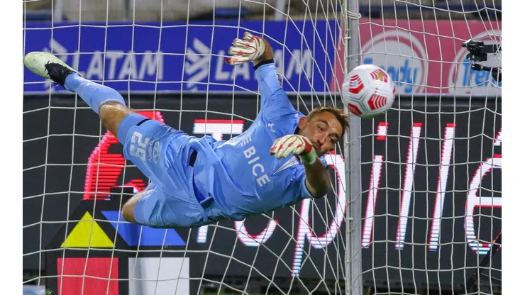 Zanahoria Pérez será el arquero de la Católica ante Palmeiras
