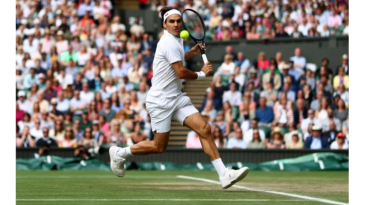 Federer anuncia que se baja de Tokio por lesión.