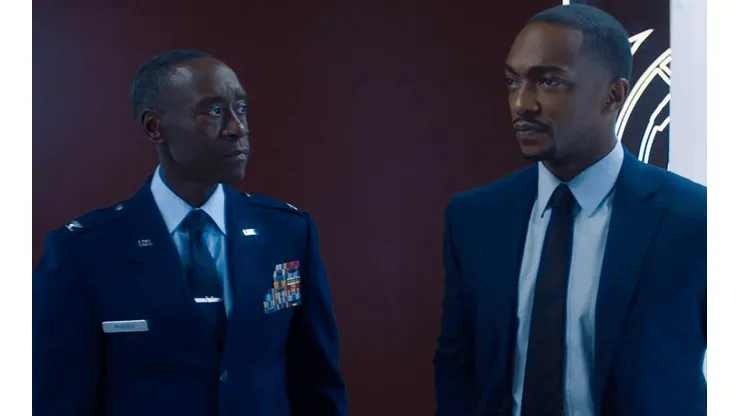 La única escena en todo The Falcon and The Winter Soldier en que aparece Don Cheadle.