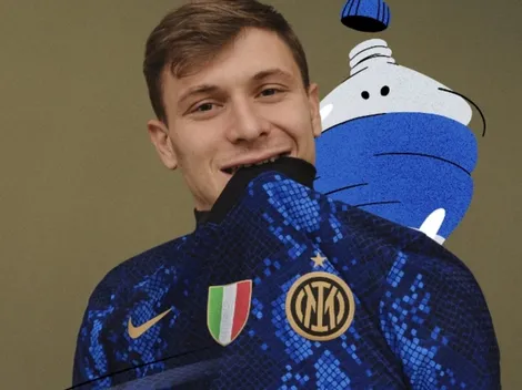 Inter presenta su nueva camiseta de local con piel de serpiente