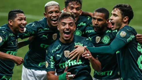 Palmeiras recupera a varios futbolistas para el partido con la UC.