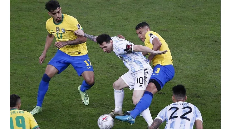 Thiago Silva en la final de la Copa América frente a Argentina