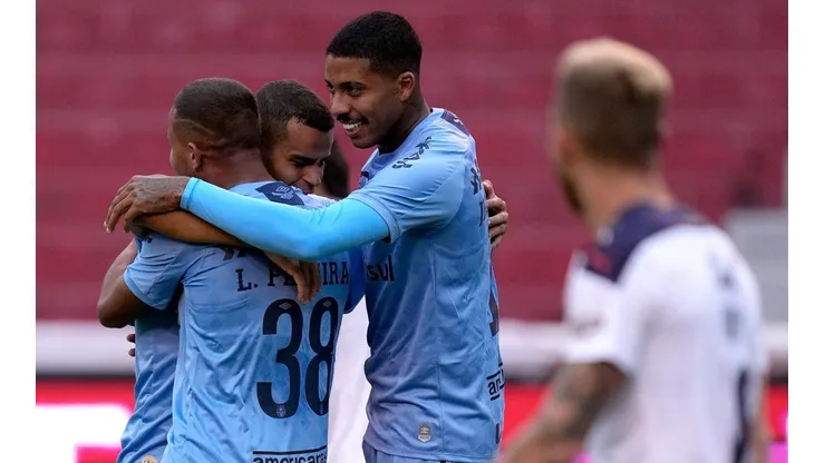 Gremio pegó de visita ante Liga de Quito por la Copa Sudamericana.