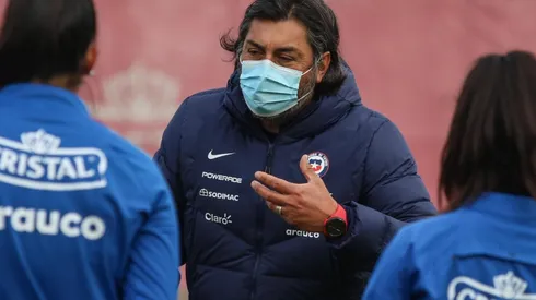 José Letelier ya palpita los Juegos Olímpicos: la Roja femenina parte este lunes a Japón.