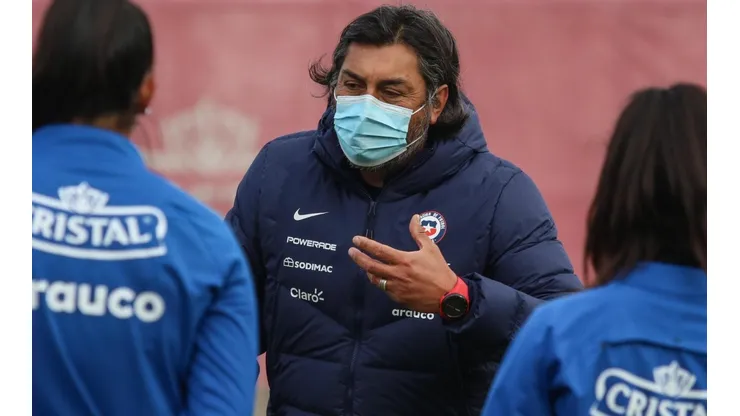 José Letelier ya palpita los Juegos Olímpicos: la Roja femenina parte este lunes a Japón.