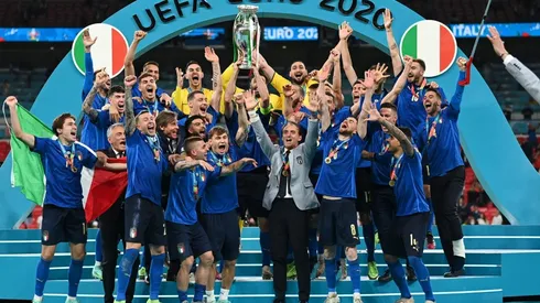 Italia levanta la segunda Eurocopa de su historia.