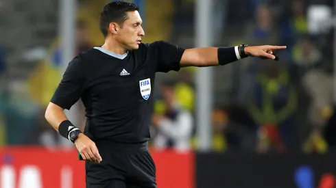 Jesús Valenzuela, árbitro designado por Conmebol para duelo de Chile ante Argentina.