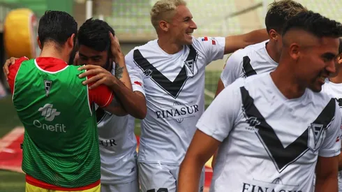 El Morning se abrazó