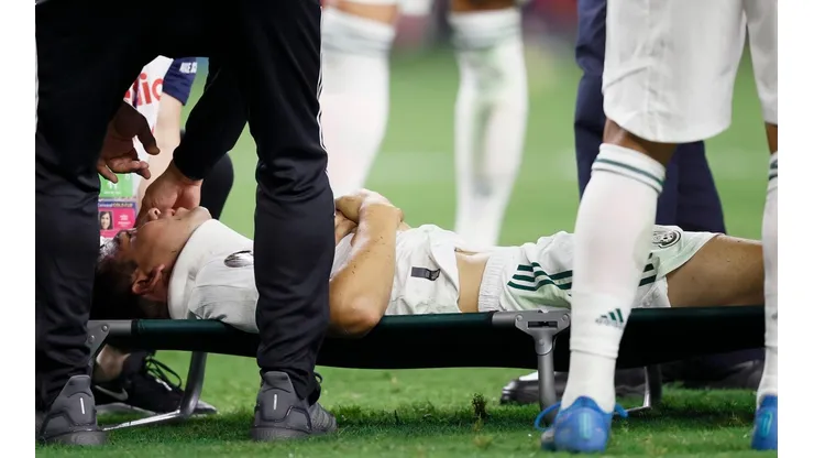 Lozano recibió un duro golpe