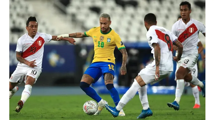 Neymar espera tener una gran noche ante Argentina.