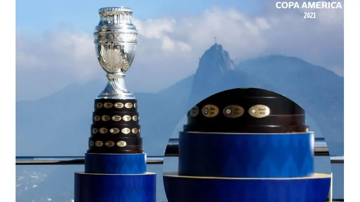 El trofeo se paseó por todo Río de Janeiro este sábado
