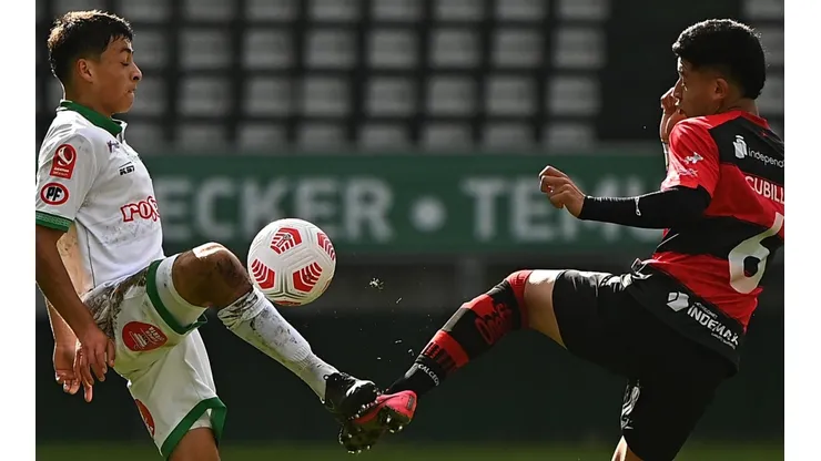 Temuco y Rangers animaron entretenido empate en la Primera B.
