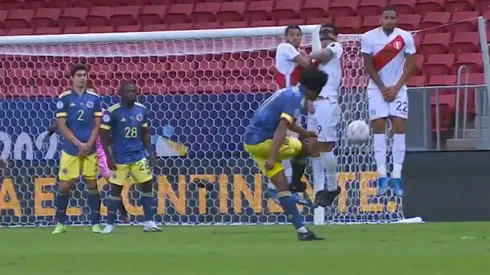 Cuadrado aprovechó el espacio y anotó el empate