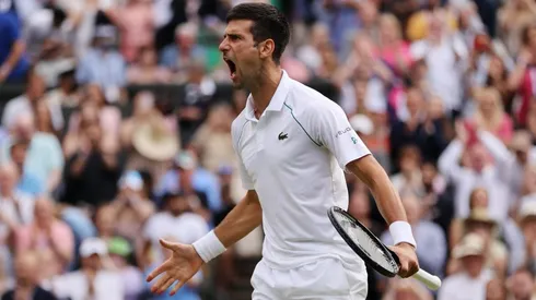 Djokovic celebra su paso a la final de Wimbledon