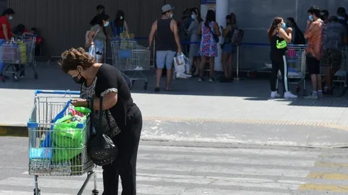 El Pase de Movilidad es la principal vía de entrada a los locales en comunas en Cuarentena (Fase 1).