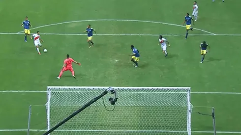 Yotún anotó la apertura de la cuenta ante Colombia