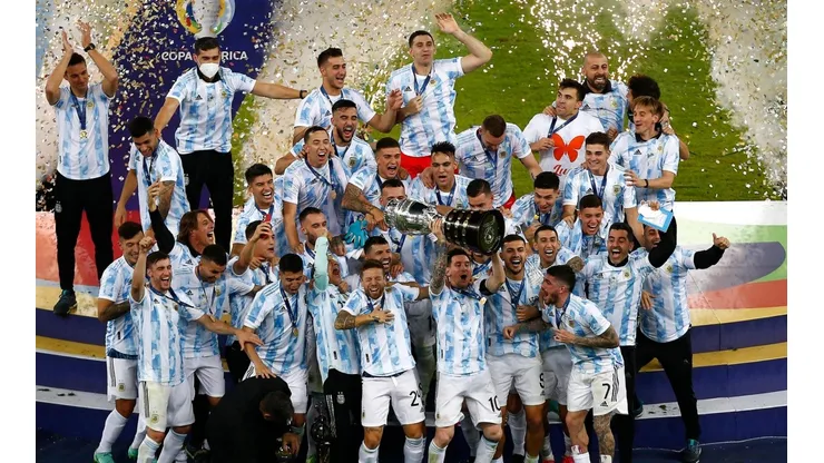 Lionel Messi tiene su ansiado título con la selección de Argentina.