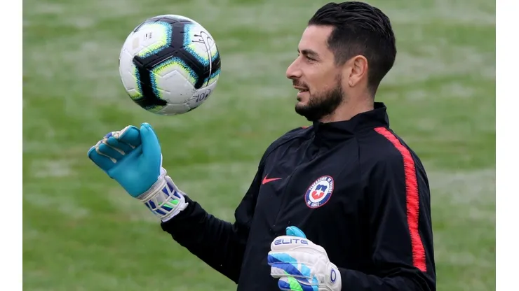 Arias aún piensa en la derrota de Chile vs Brasil.