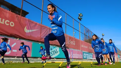 La selección chilena femenina viajará este lunes 12 de julio a Tokio.