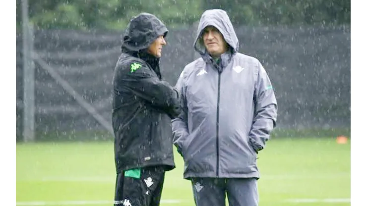 El Ingeniero y el plantel bético viajaron hasta Suiza para hacer la pretemporada.