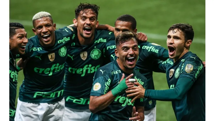 Palmeiras celebra el triunfo por 2-0 ante Gremio en el Brasileirao