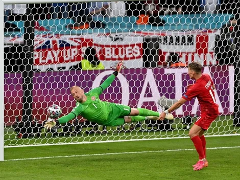 UEFA acusa a Inglaterra por disturbios contra Dinamarca