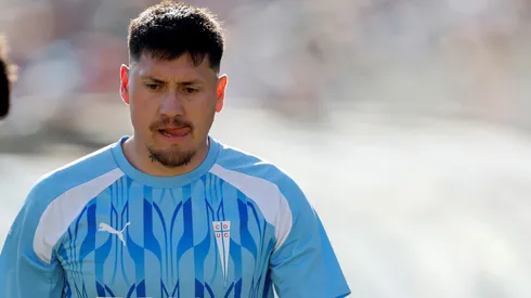 Nicolás Castillo no juega por Católica desde el Clásico Universitario.