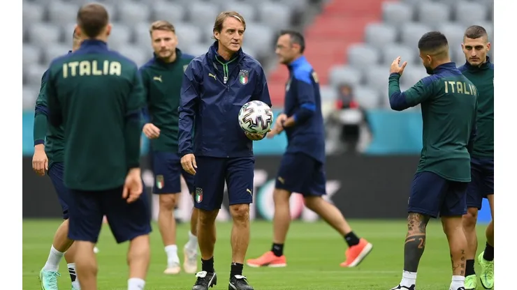 Mancini confía en dar el gran golpe con Italia en la Euro 2020