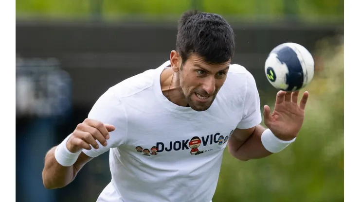 Un distendido entrenamiento tuvo Nole antes de jugar contra Garin