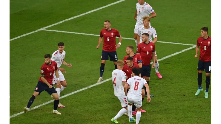 Thomas Delaney abrió la cuenta para Dinamarca ante República Checa.