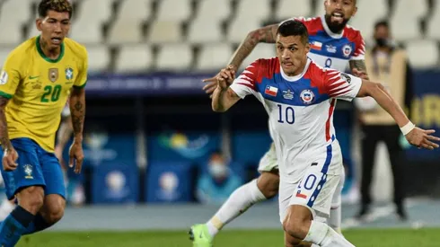 Alexis pudo jugar apenas un tiempo en la Copa América