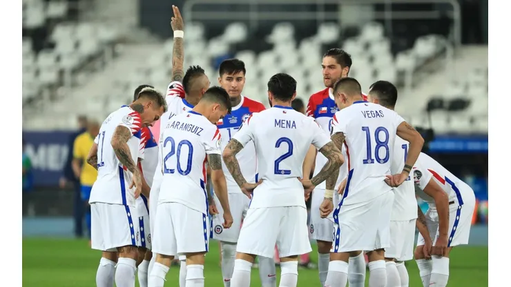La Roja jugó de blanco ante Brasil