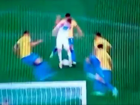 Las repeticiones que no tuvo el posible penal contra Charles