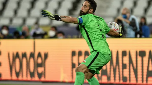 Claudio Bravo quedó con buenas sensaciones para afrontar las eliminatorias.
