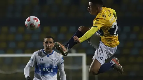 La llave entre la UC y Everton se define hoy a las 15:00 en San Carlos.