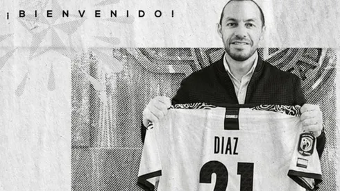 El club paraguayo presentó al chileno en redes sociales este viernes.