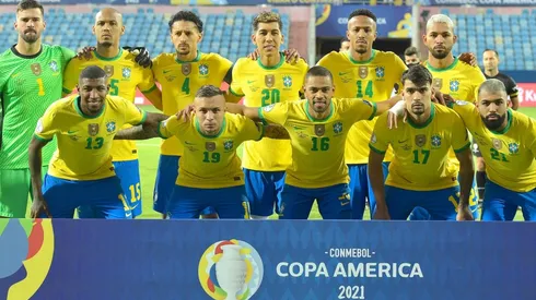 Tite aún no define la formación de Brasil para enfrentar a Chile