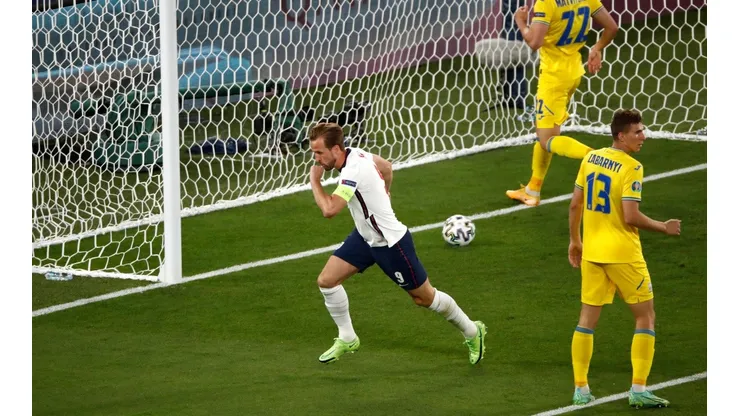 Harry Kane encabezó la victoria inglesa con un doblete.