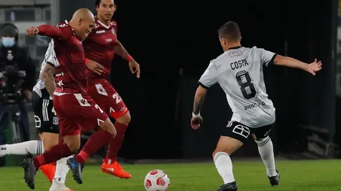 Chupete Suazo se lesionó contra Colo Colo en el torneo nacional