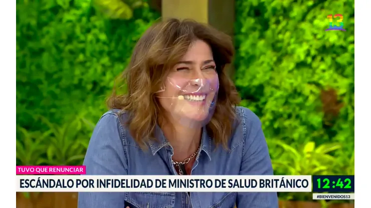 Tonka Tomicic en el set de Bienvenidos.