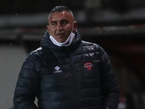 "Abren los malls con 4 mil personas y no abren los estadios"