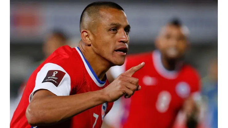 Alexis Sánchez ilusiona con su recuperación y viaja con la Roja a Brasil en la previa de los cuartos de final de Copa América.