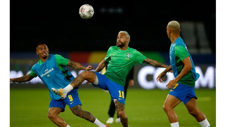 Brasil mete miedo en la previa del duelo con Chile