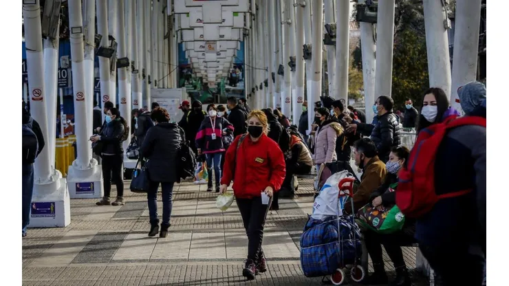 ¿Se puede viajar a otra región si mi comuna está en Fase 2?