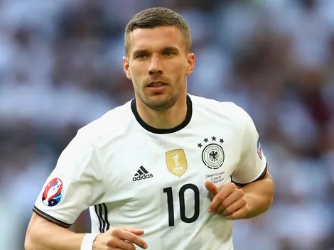 Podolski duro con Alemania: "Ni un incendio los movería"