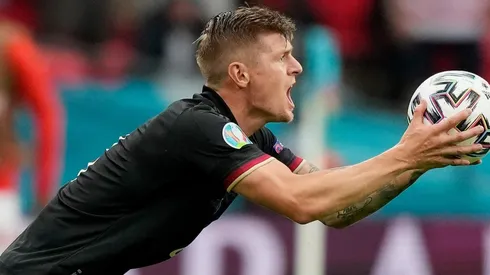 Toni Kroos destruido luego de la derrota de Alemania ante Inglaterra